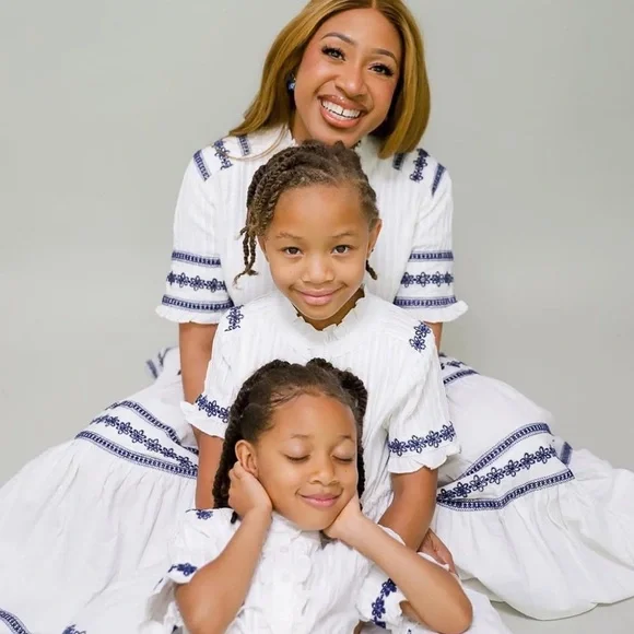 Ivy City Co White Dress with Navy Accents - Picture 5 of 11